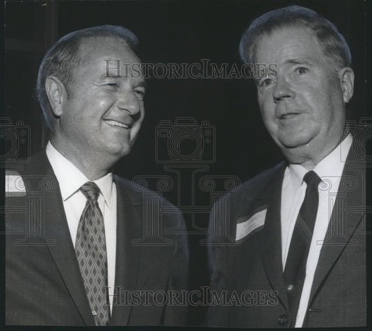 1969 Press Photo U.S. Pipe - Jim Walter, New Owner, and R.E. Garrett - abna29607 - Historic Images