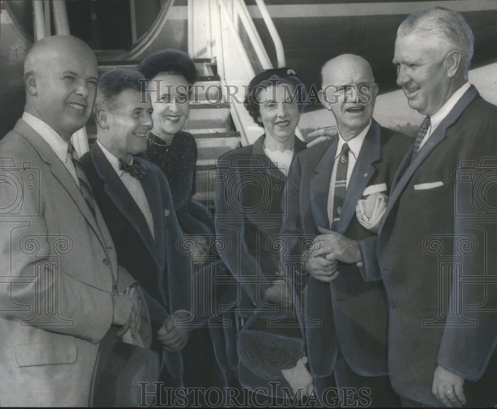 1956 Press Photo Alabama Republican Leaders at Municipal Airport in Birmingham - Historic Images