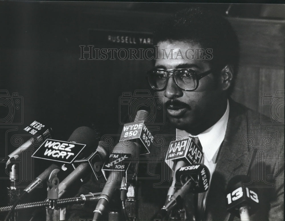 1981 William Bell, City Council Member Talks to Reporters - Historic Images