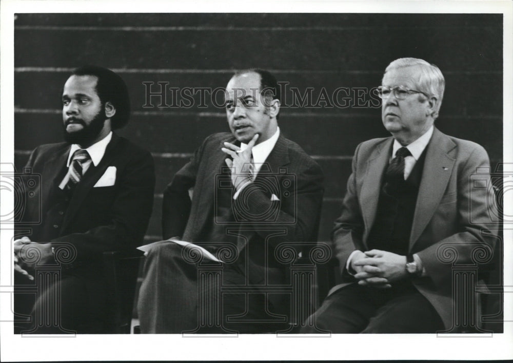 1981 Judge G. Ross Bell, Family Court Judge with Others at Program - Historic Images