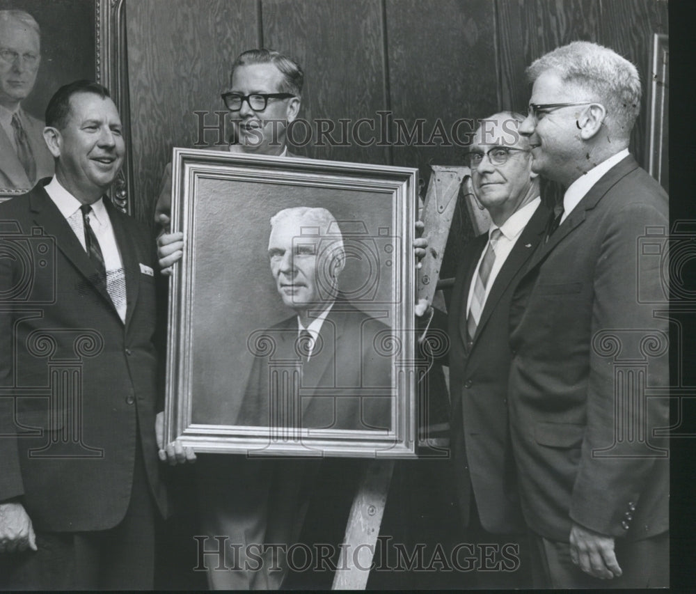 1965, Officials Present Portrait of Judge Ellis to Juvenile Court - Historic Images
