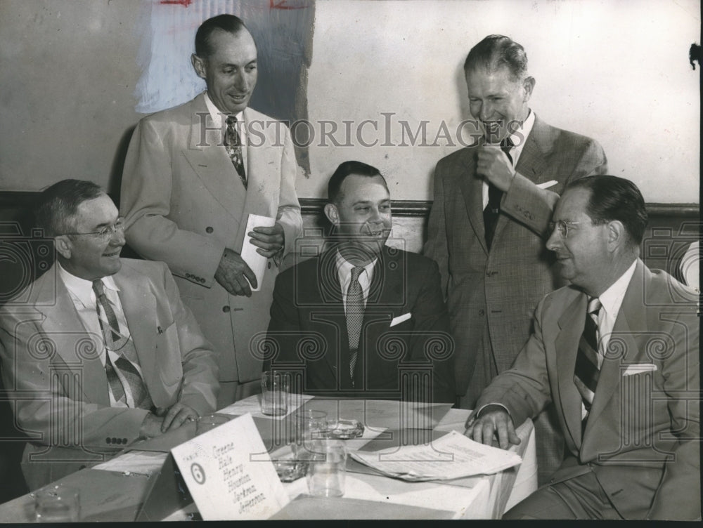 1952, Members of the Automobile Dealers Association of Alabama met - Historic Images