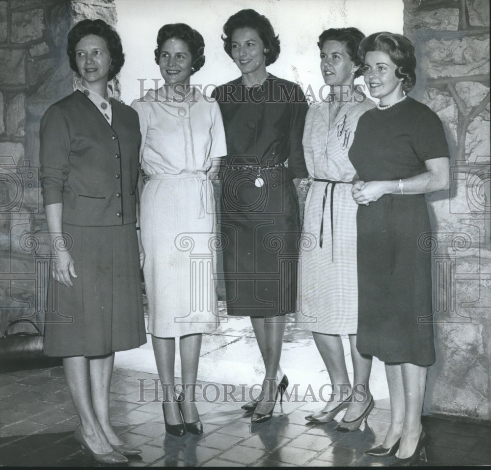 1962 Press Photo New Club Officers of Gaieties at Annual Spring Dance - Historic Images