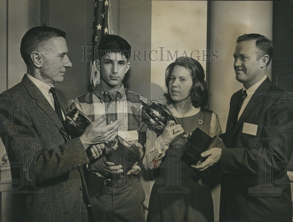 1966 Press Photo Samford Math Tournament Winners, Berry High, and Ruric Wheeler-Historic Images