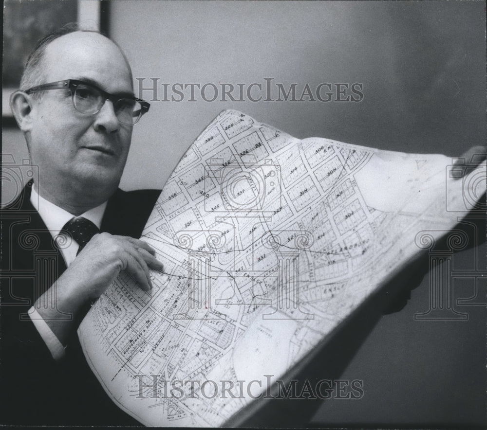 1968 Press Photo Civic leader Jack Callaway of Ensley reviews map - abna29979 - Historic Images