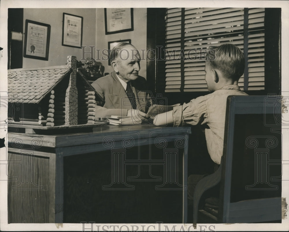 1947, Colonel D. M. Weakley, Birmingham, Alabama at Desk with Child - Historic Images