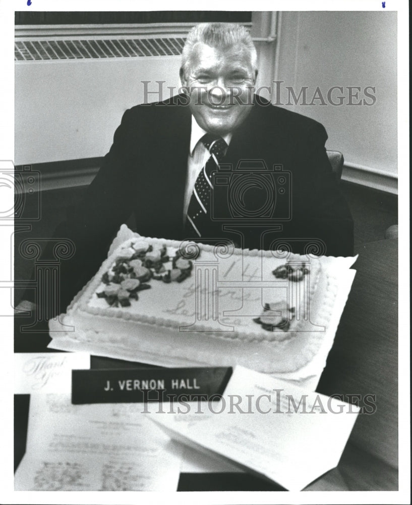 1982 Vernon Hall retires from Tarrant Board of Education, Alabama - Historic Images