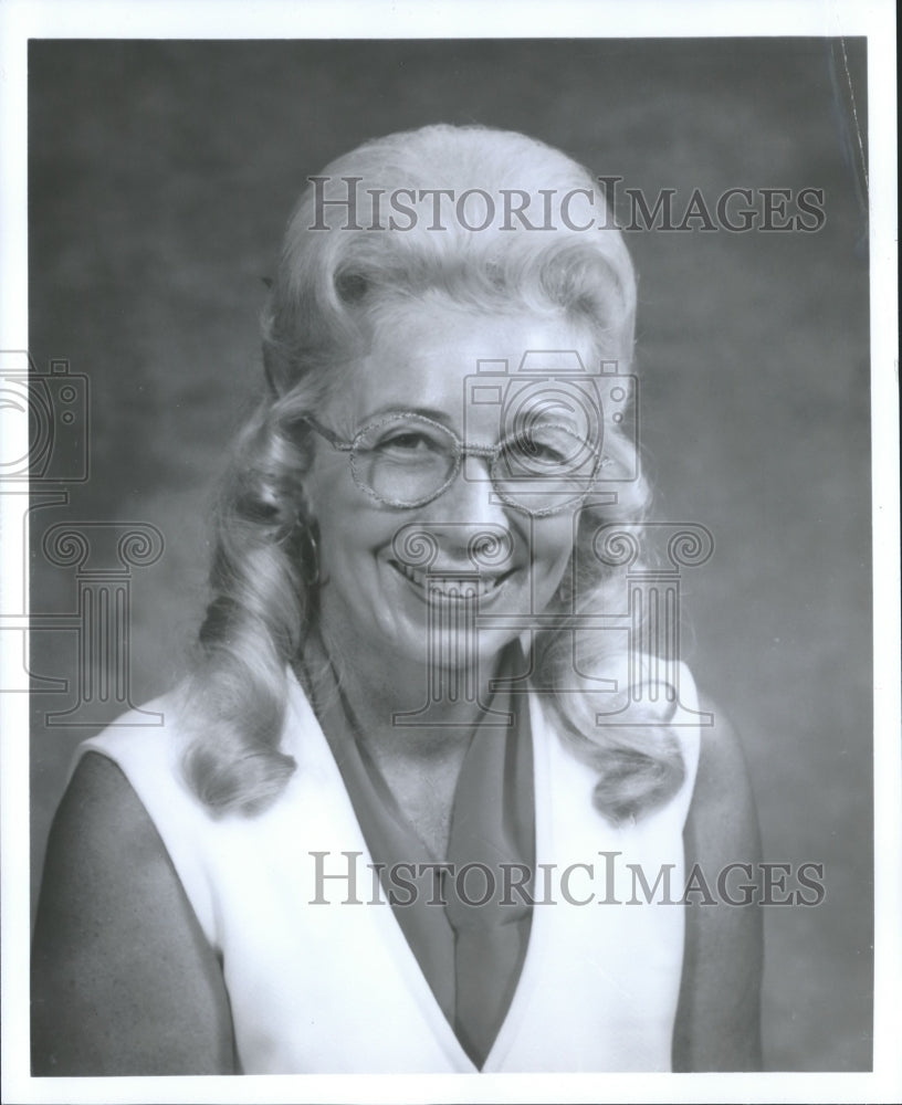 1975, Dorothy Katherine Sheets Hall, Therapist - abna30303 - Historic Images