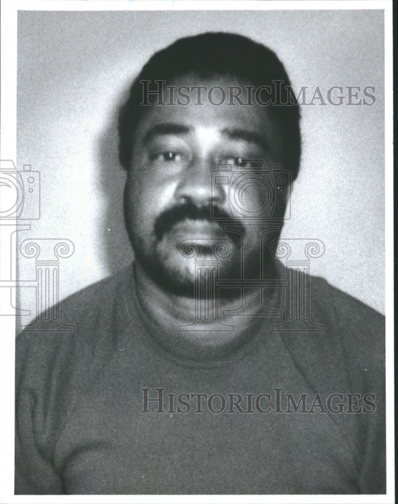 1991 John Gaiter, arrested in drug bust at John's Fish Market - Historic Images