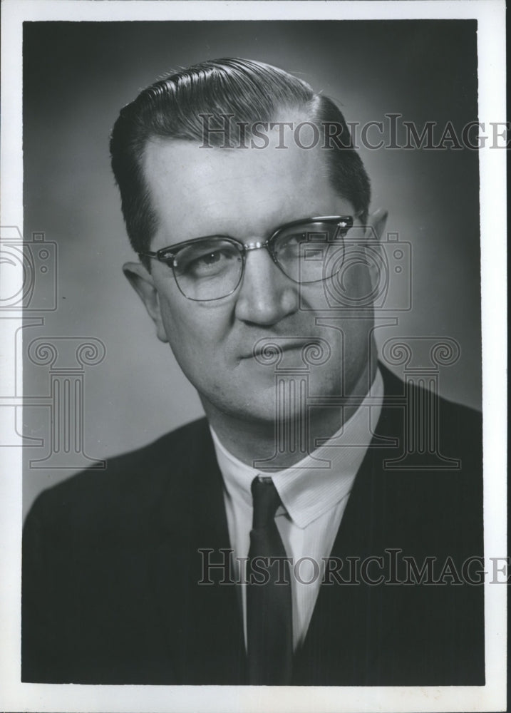 1963 Press Photo S. Grady Fullerton, Junior, Comptroller - abna30445 - Historic Images