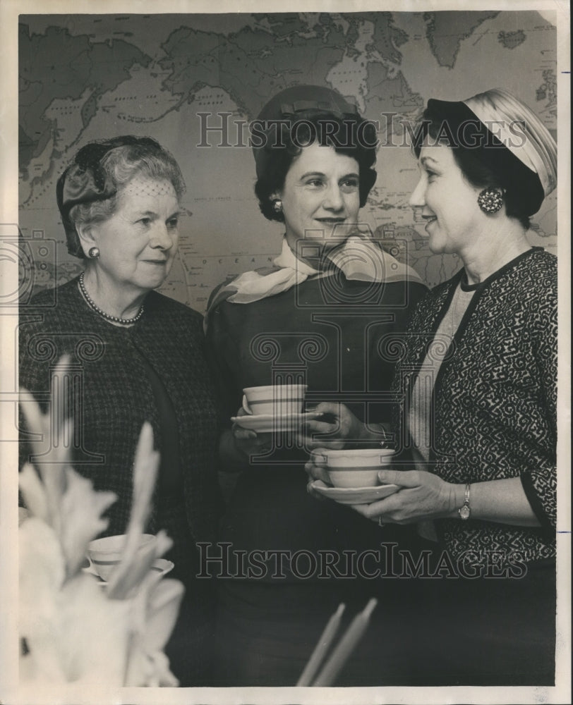 1963 Press Photo Women of the Year Group Members at Business Meeting at YWCA - Historic Images