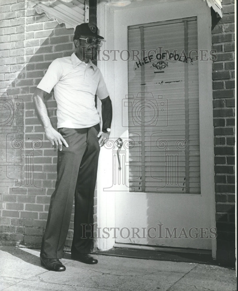 1979 Lanett policeman Jimmy Ferrell outstide police door-Historic Images