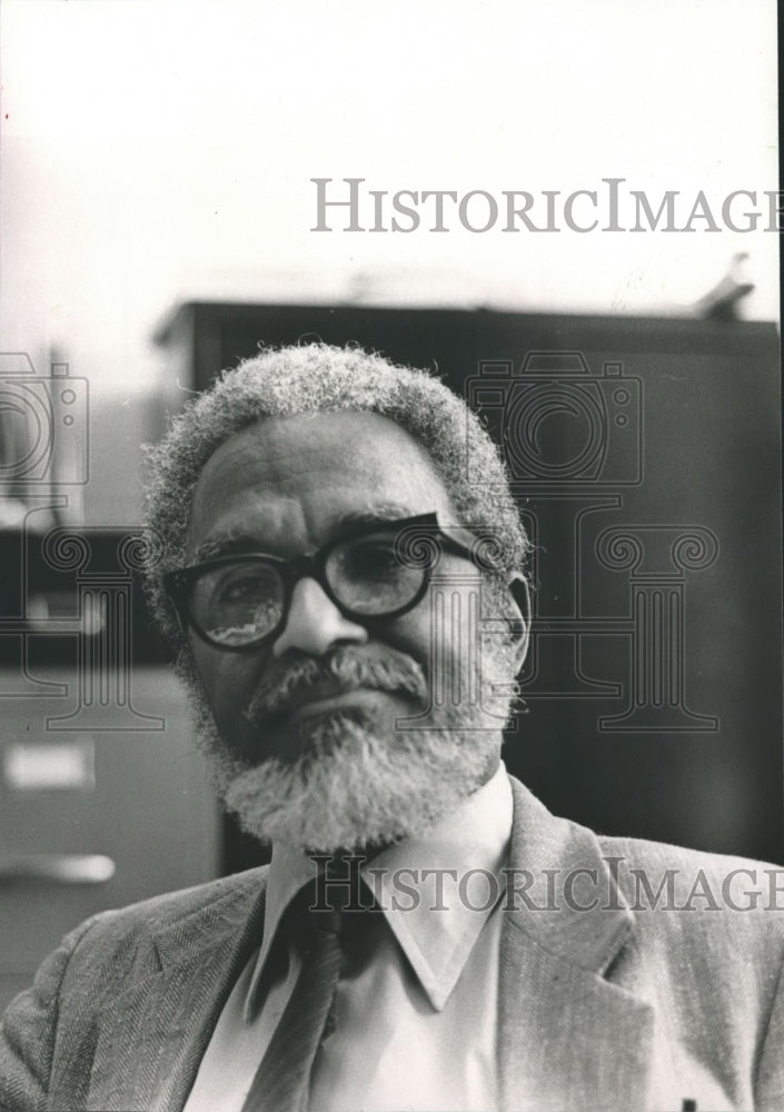 1988 Earl Gooding, Professor of Alabama A & M University - Historic Images