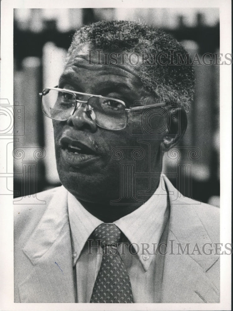 1989 Aldrich Gunn, Council Candidate - Historic Images