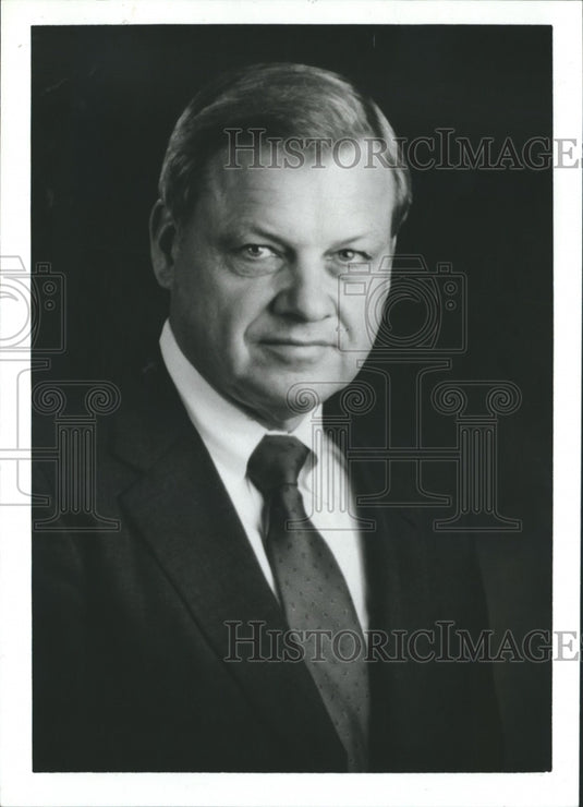 1986, Miller Gorrie, Business Executive - abna30654 - Historic Images