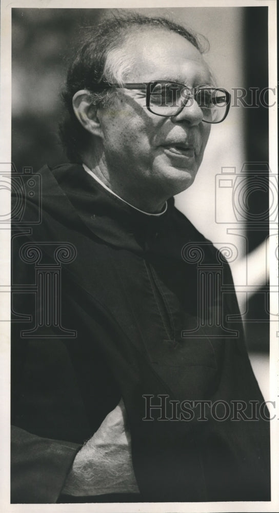 1988 Father Leonard Giardina of Simcoe, Alabama - Historic Images