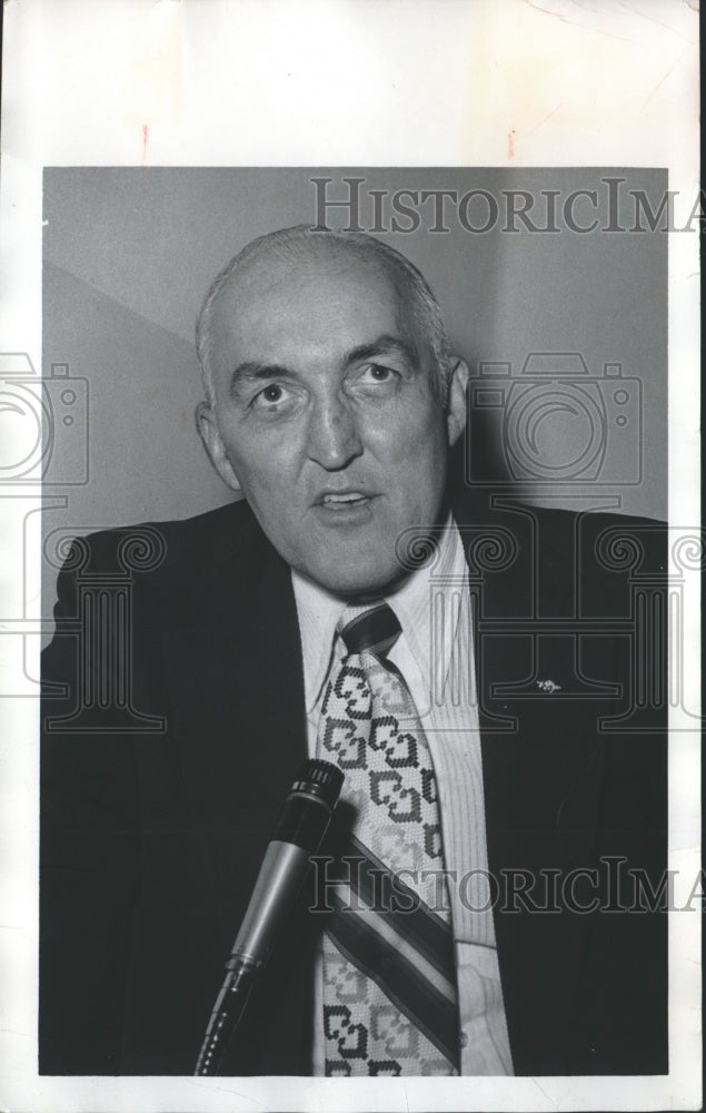 1974 Press Photo Politician Eddie Hubert GIlmore - abna30725 - Historic Images