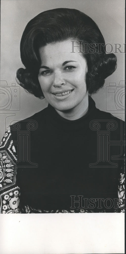 1972 Mrs. Jackson Gily President Women's Birmingham Civic Ballet - Historic Images