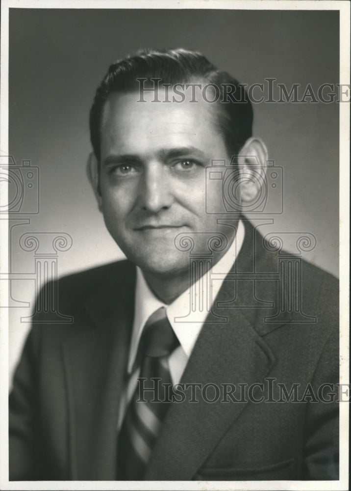 1973 Press Photo Oliver C. Graham Named Oxmoor Press General Manager, Alabama - Historic Images