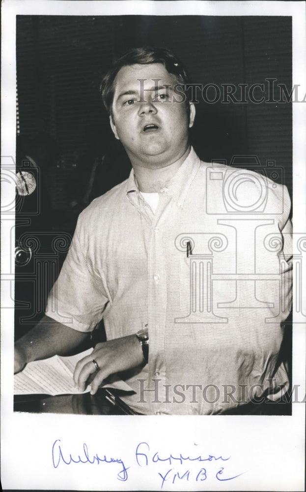 1969 Press Photo Aubrey Garrison, Young Men&#39;s Business Club, Alabama - abna30930 - Historic Images