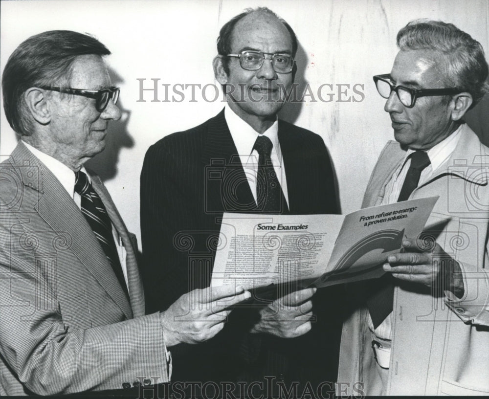 1975, Frank Faulkinberry discusses garbage conversion system, Alabama - Historic Images