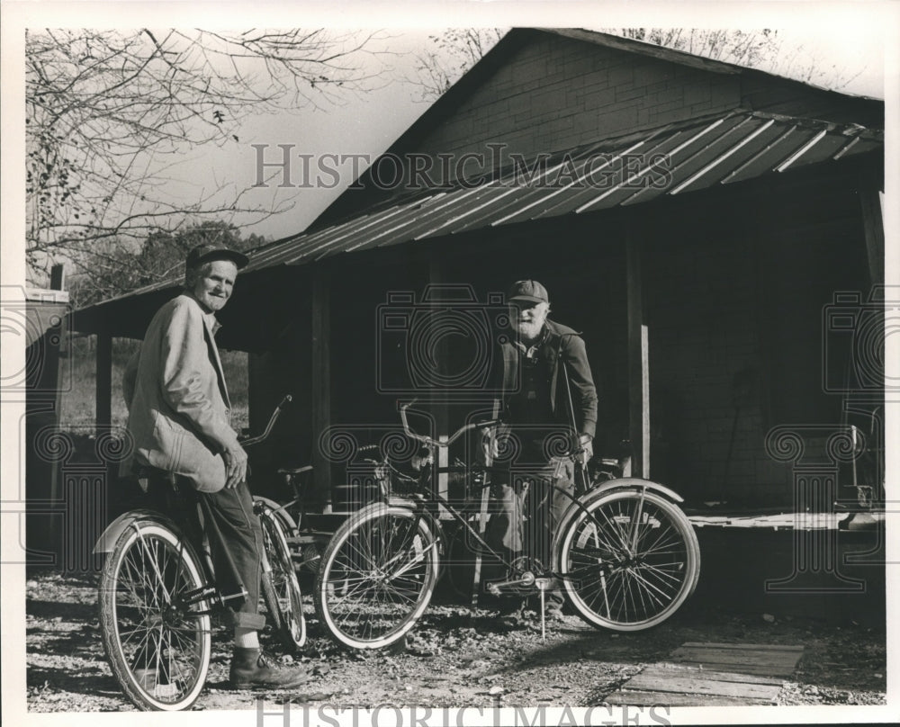 1986, Quinton and Simpson Glenn with new bikes - abna31327 - Historic Images