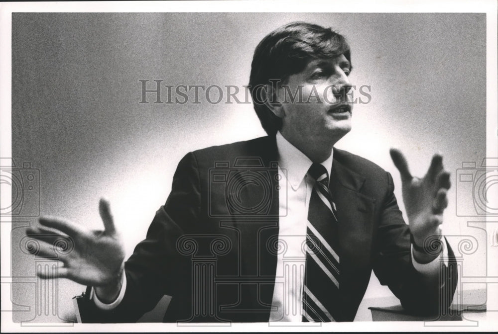 1991, John Guest, Evangelist, speaking - abna31394 - Historic Images