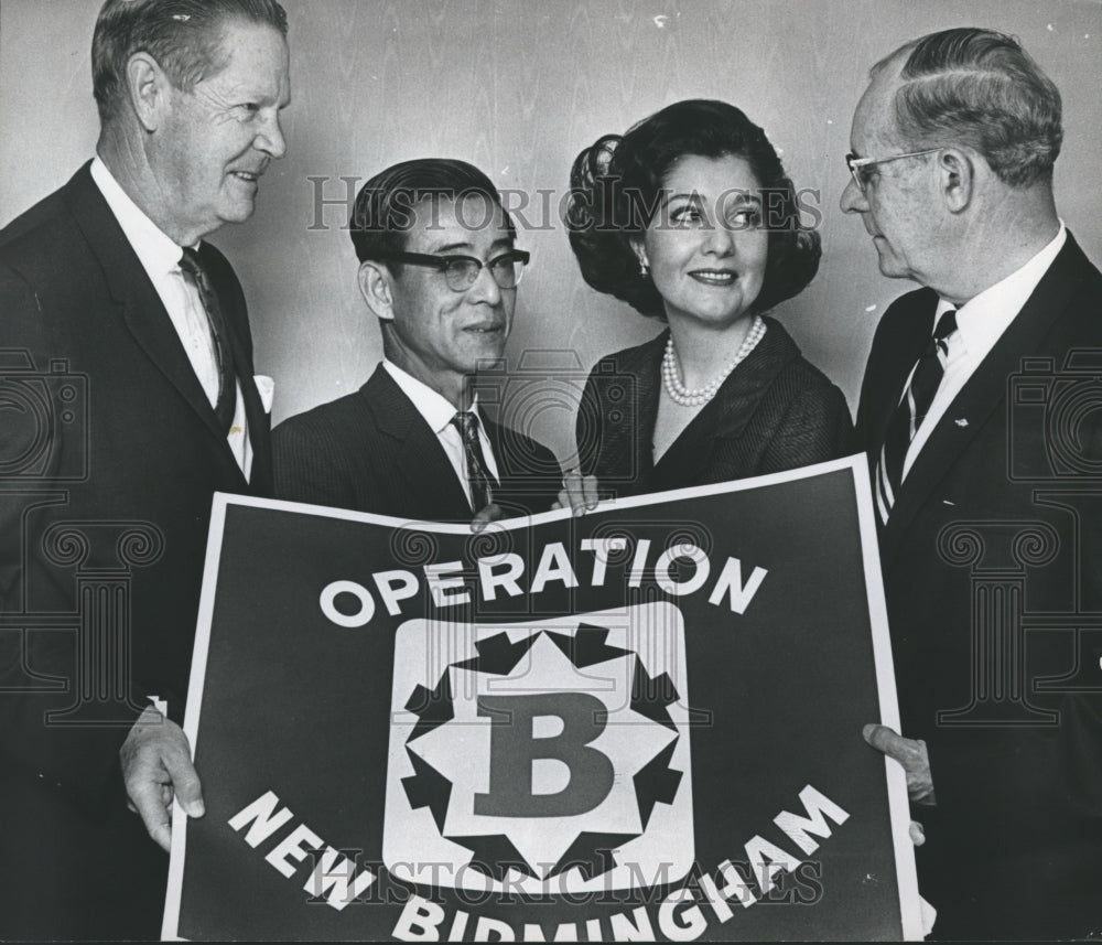 1964 Press Photo Virginia McDavid Goodson and Others, Birmingham, Alabama - Historic Images