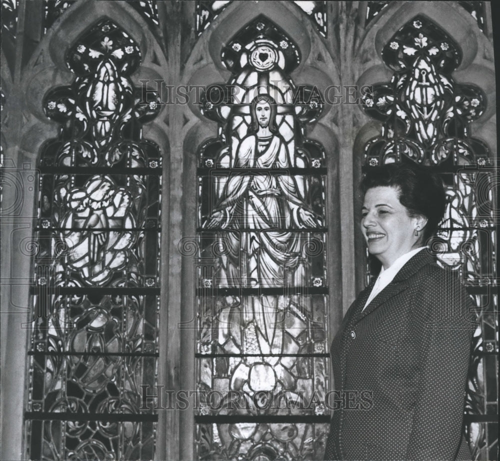 1974, Dorothy Fuller, consultant for church windows at First Lutheran - Historic Images