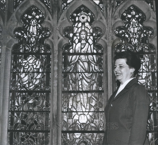 1974, Dorothy Fuller, consultant for church windows at First Lutheran - Historic Images