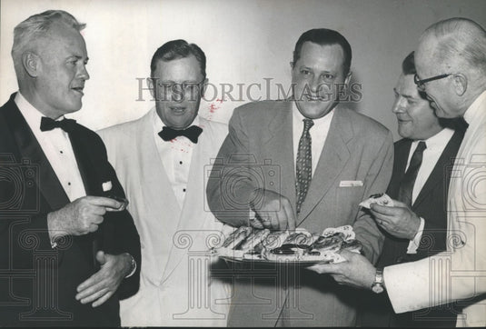 1960, MacDonald Gallion Attorney General & Dr. J.D. Sullivan Dentist - Historic Images