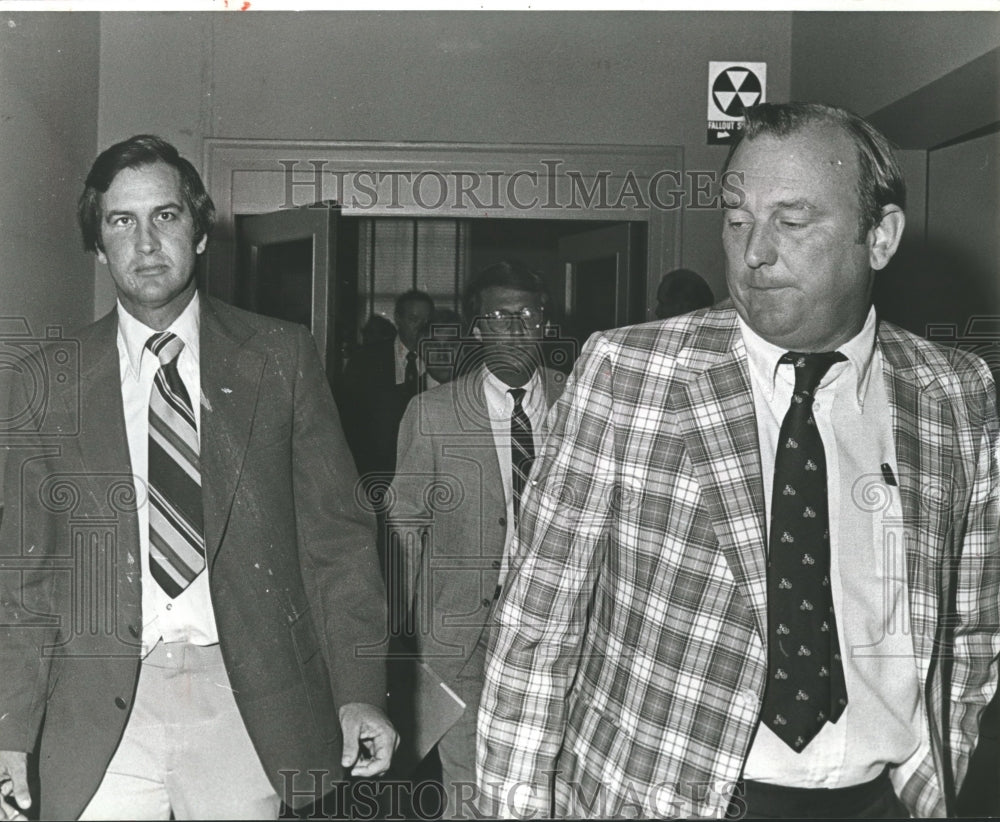 1979 Aubrey Garrett, Former Bess Police Commissioner leaving court - Historic Images