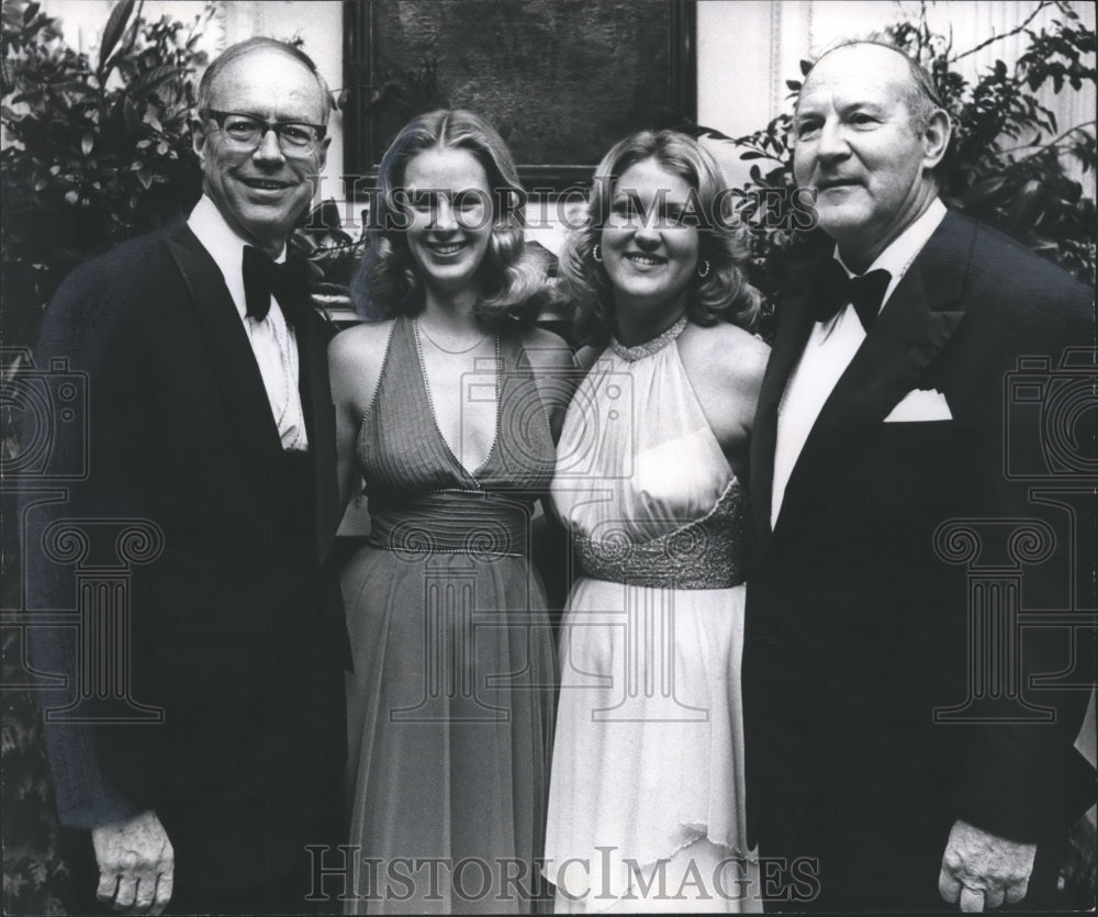 1977 Birmingham Debutante Club - Connie Porter, Elizabeth Harbert - Historic Images