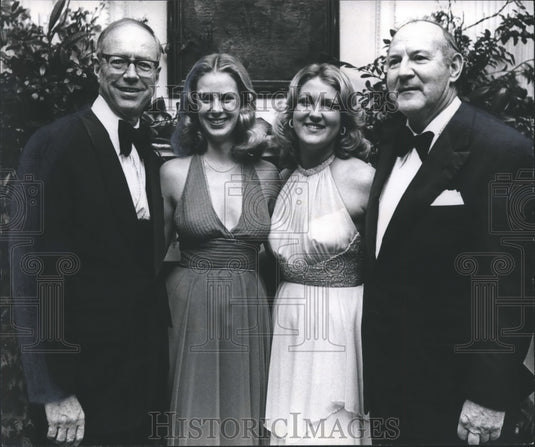 1977 Birmingham Debutante Club - Connie Porter, Elizabeth Harbert - Historic Images