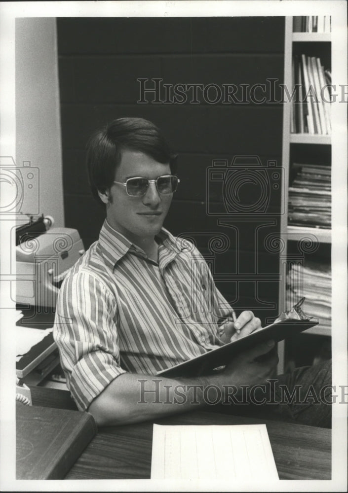 1975 Steele Holman, Editor, Auburn Plainsman - Historic Images