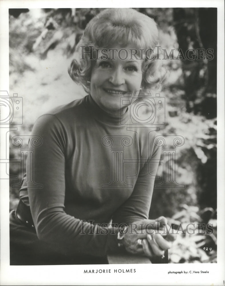 1977, Author Marjorie Holmes - abna31840 - Historic Images