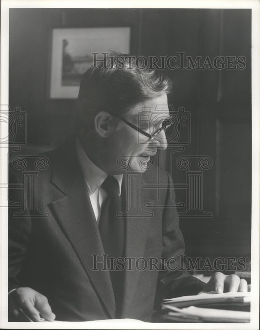 1975, Federal Judge Frank Johnson - abna31950 - Historic Images