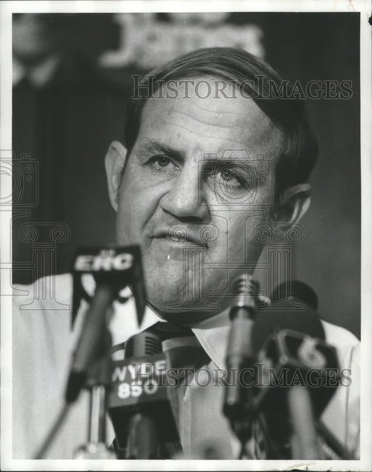 1978, Fob James, Candidate for Alabama Governor at News Conference - Historic Images
