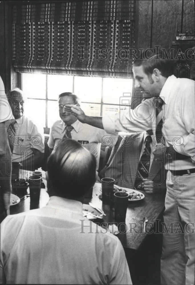 1978, Fob James, Candidate for Alabama Governor fielding questions - Historic Images