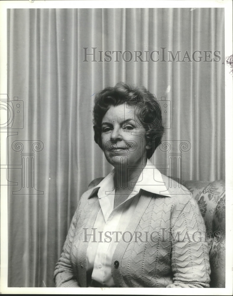 1980 Pat Houtz, News Staff - Historic Images