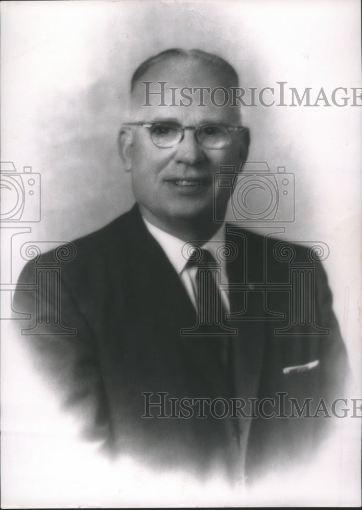 1961 Press Photo Raymond Hurlbert, Alabama Educational Television Commission - Historic Images