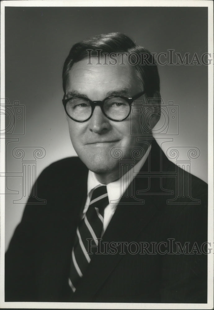 1982, W. L. (Jack) Hurley, banker, First Alabama - abna32183 - Historic Images