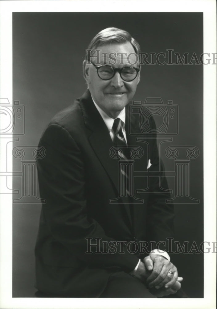 Press Photo W. L. Hurley, Chairman and CEO, First Alabama Bancshares, Inc. - Historic Images