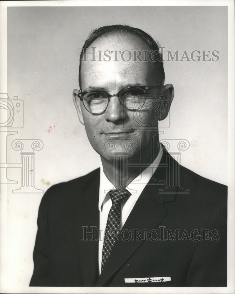 1961 Press Photo William D. Hyde, executive, Universal Atlas Cement Company - Historic Images