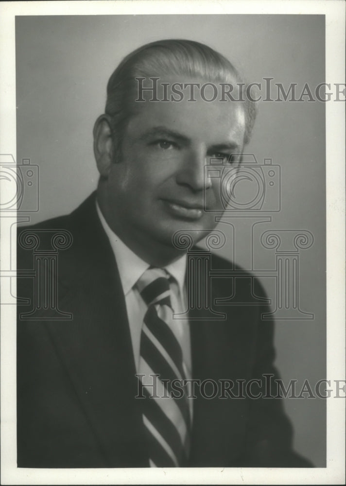 1977 Thomas A. Hyland, Alabama Gas Corporation - Historic Images
