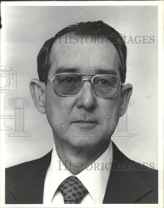 1981, W. H. "Hoke" Kerns, President of Alabama Hospital Association - Historic Images