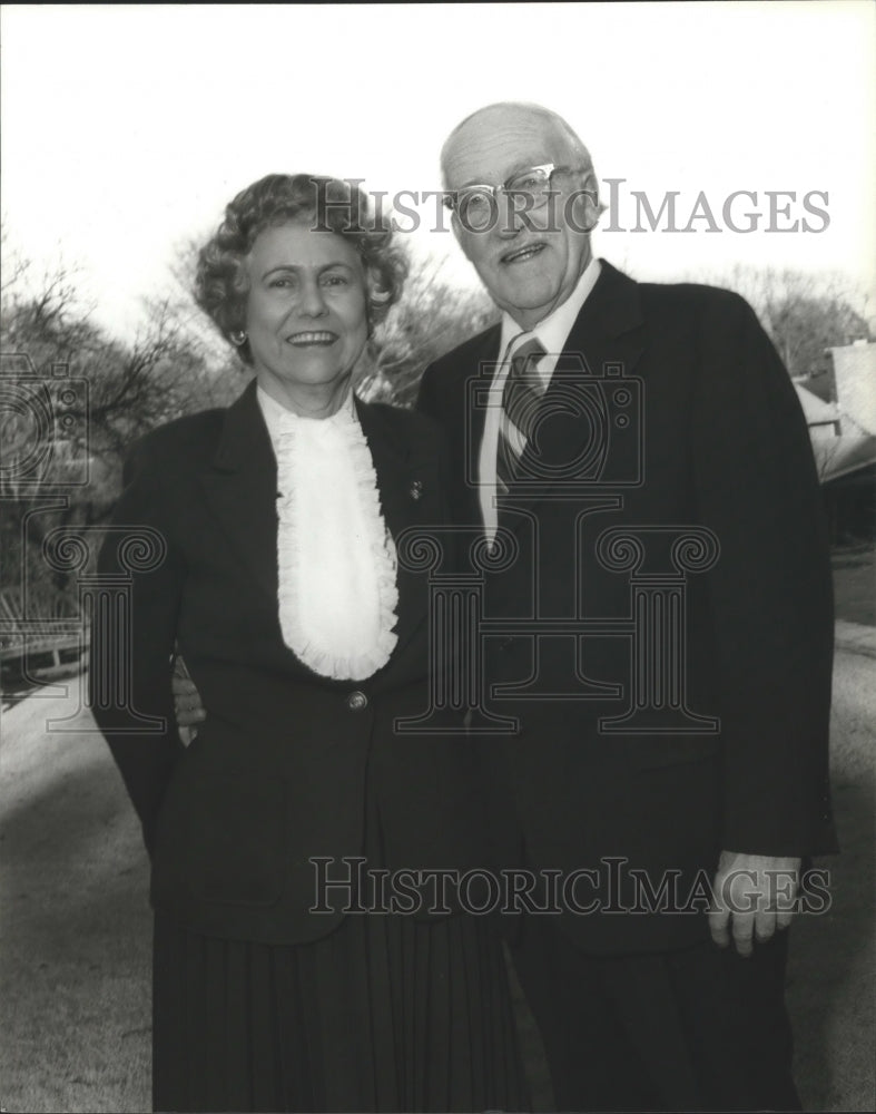 1982 Judge Robert M. Hill and wife Elizabeth Hill, Lauderdale County - Historic Images