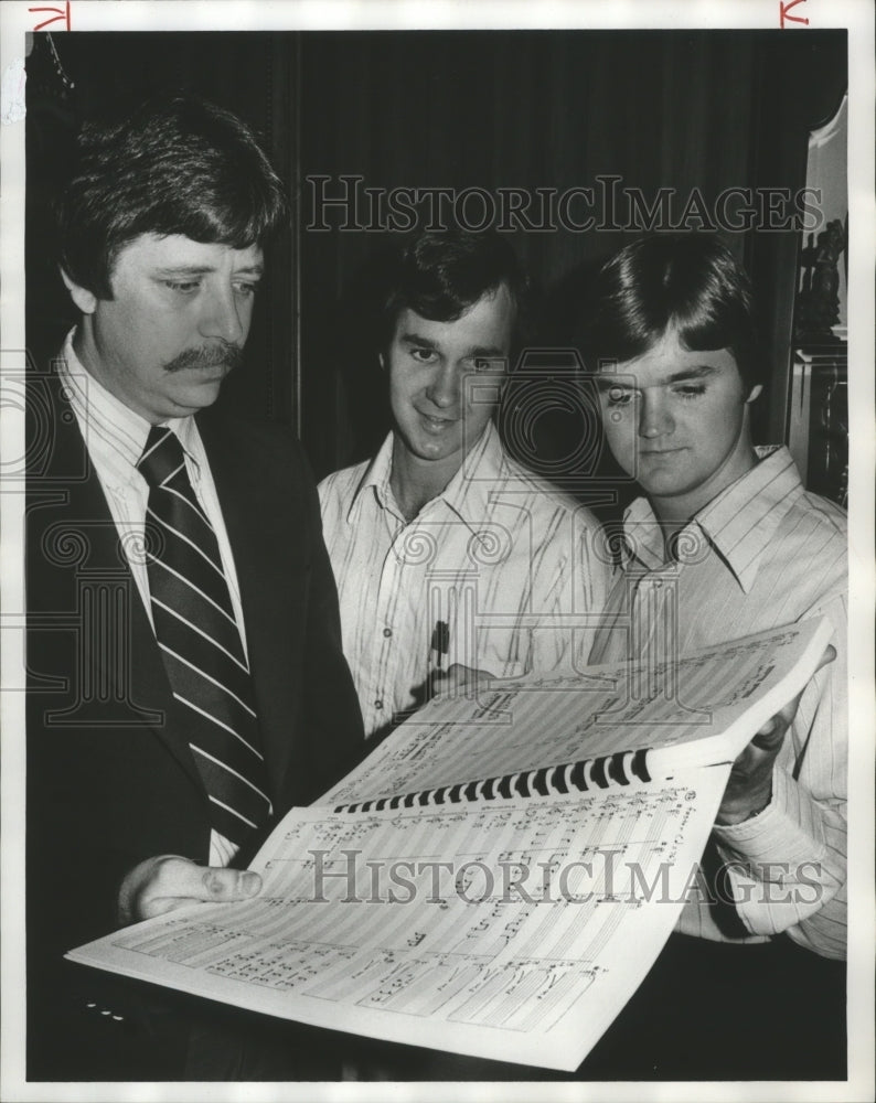 1978 Samford University Music Professor Dr. James Jensen & Students - Historic Images