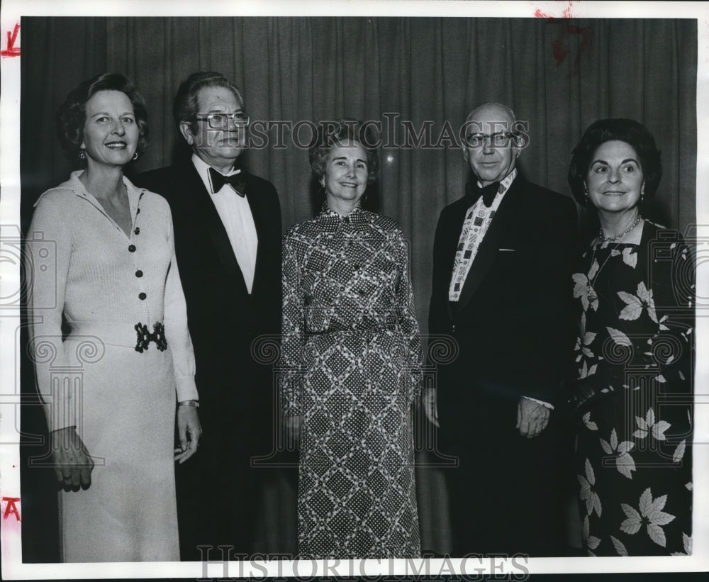 1974 Press Photo Amerigo Marino, Symphony Conductor and Mrs. Marino, Others - Historic Images