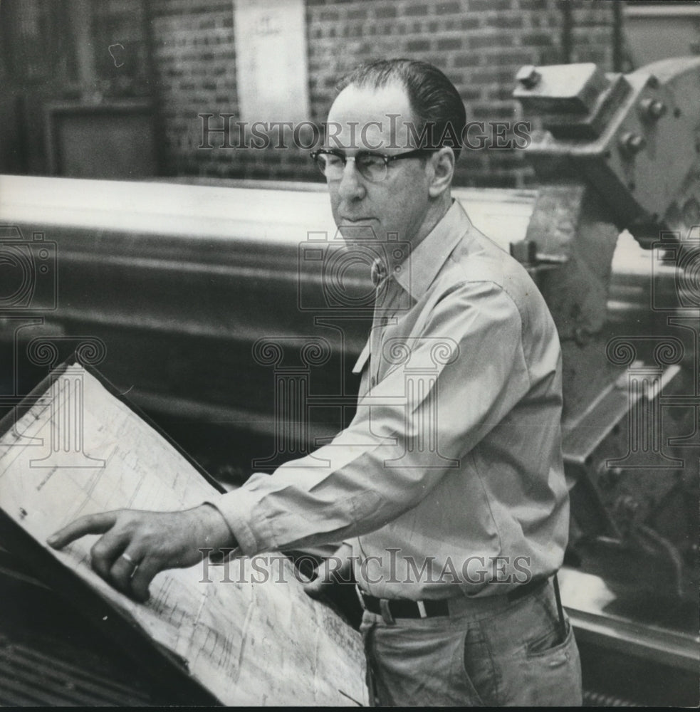 1963 Press Photo Hubert Kilgore, Mayor, Irondale, Alabama - abna32824 - Historic Images